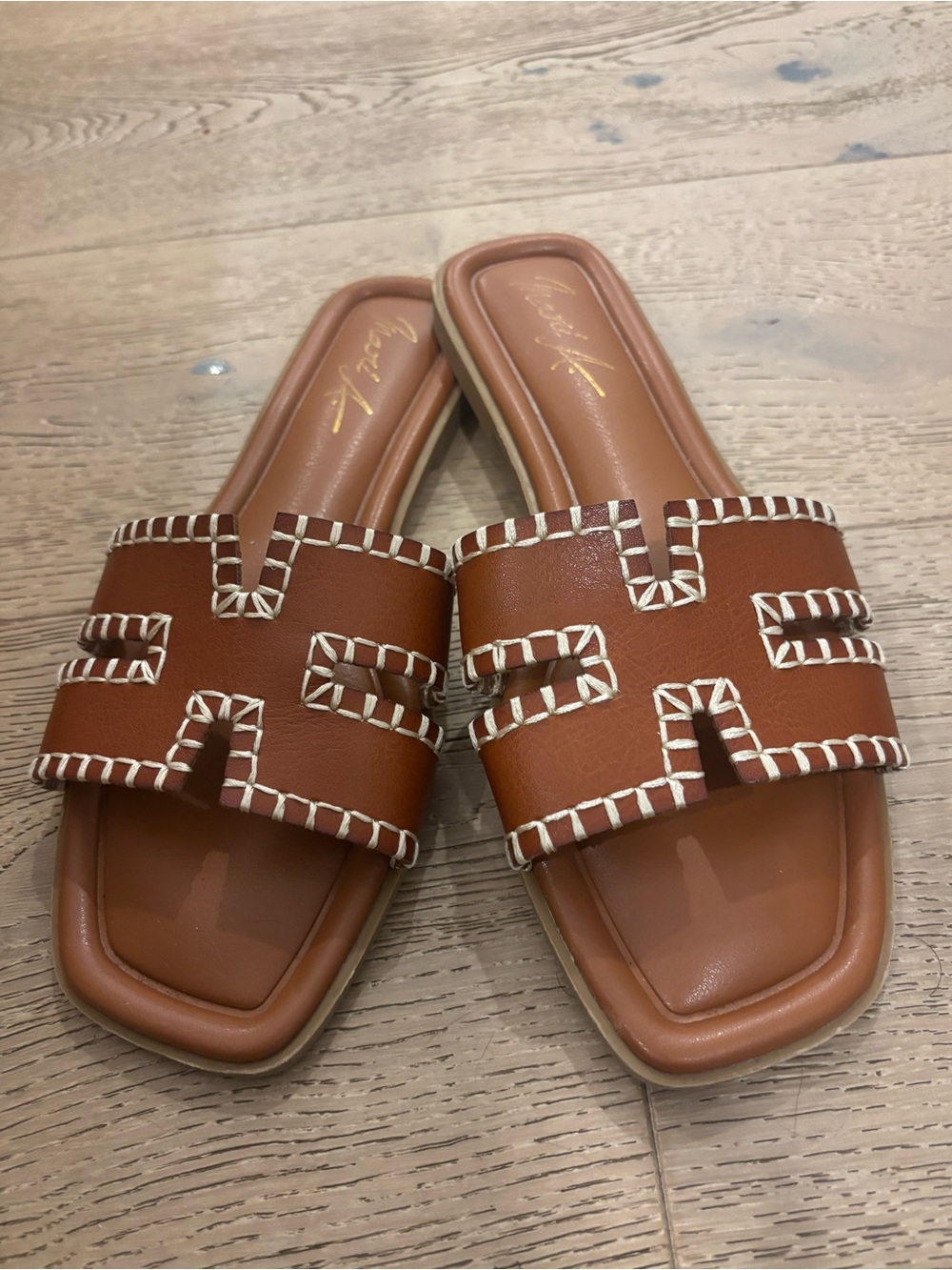 Brown sandals Slide Mules with Contrast Stitching - Cognac